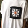 Papatya Desenli T-shirt
