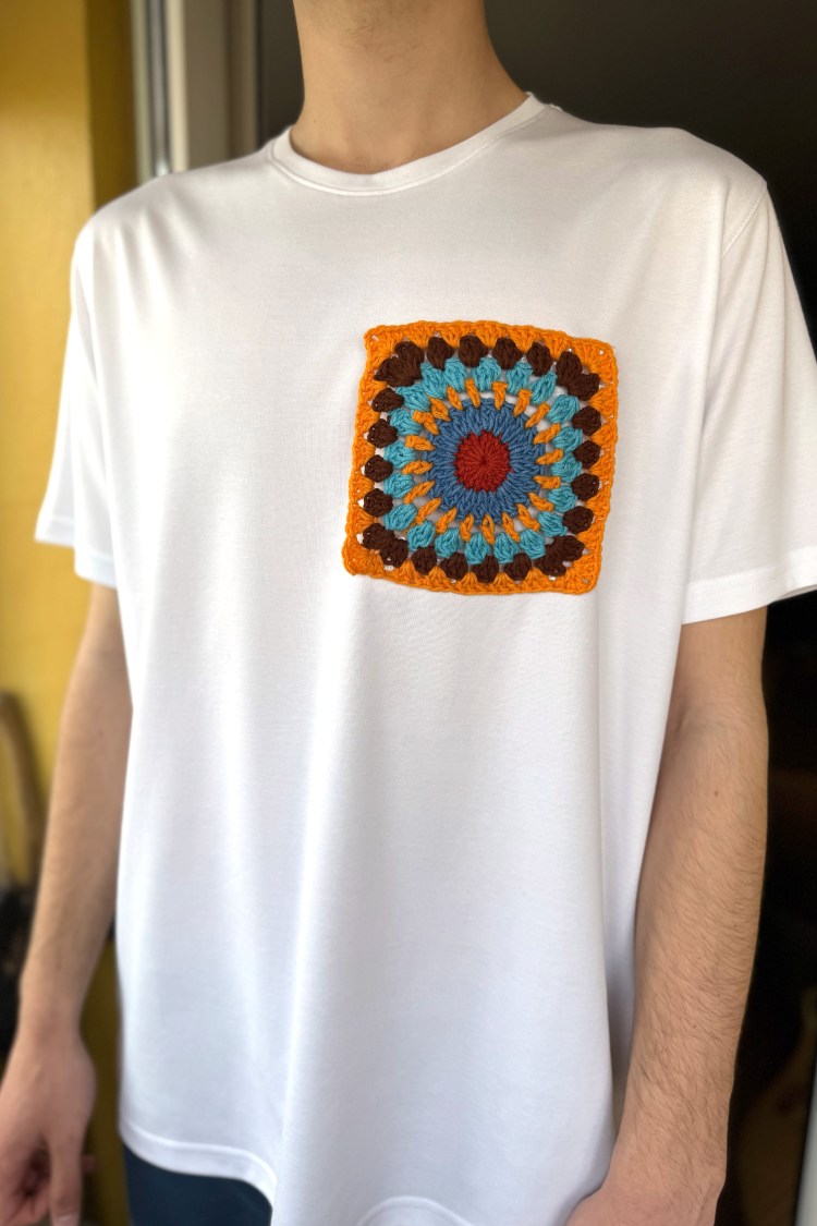 etnik desenli t-shirt 3
