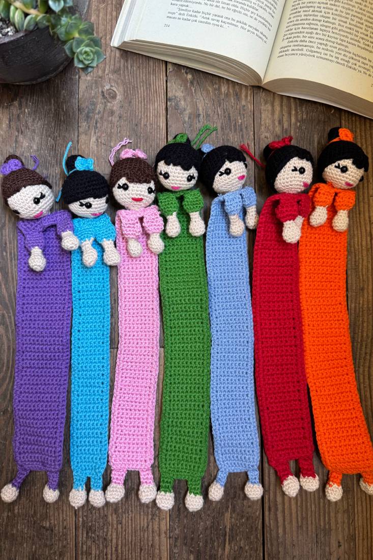 Amigurumi Balerin Topuzlu Kız Kitap Ayracı 1 Amigurumi Balerin Topuzlu Kız Kitap Ayracı