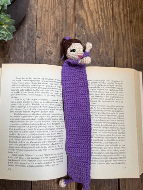 Amigurumi Balerin Topuzlu Kız Kitap Ayracı mor