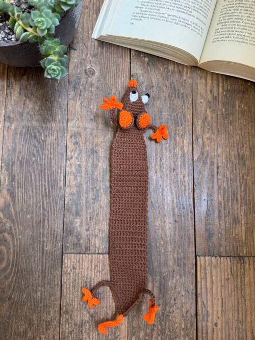 El Yapımı Amigurumi Kahverengi Fare Kitap Ayracı