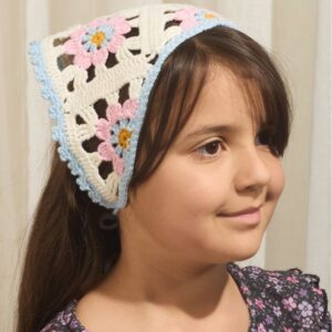 El Yapımı Çiçek Motifli Organik Pamuk Bandana