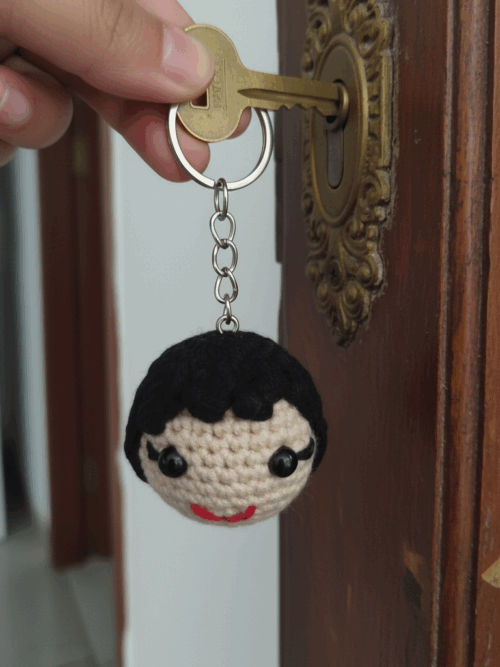 El Örgüsü Makrome Anahtarlık | Amigurumi Kafa Figürlü | El Yapımı Pamuk İp | Sevimli ve Dayanıklı Aksesuar