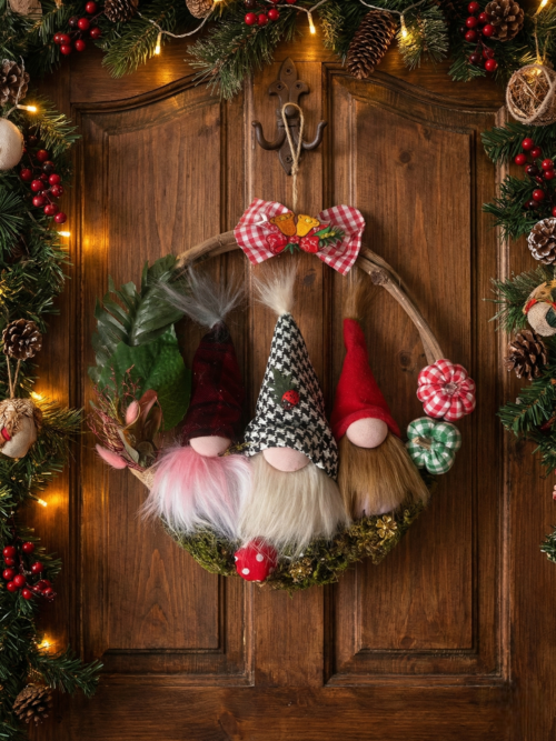 El Yapımı Yılbaşı Kapı Süsü | Cüce Figürlü Noel Dekoru | Doğal Malzemeli Rustik Kapı Dekoru