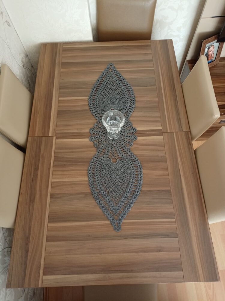 ört39084932 El Örgüsü Runner Masa ve Sehpa Örtüsü, Dekoratif Dantel Görünümlü Runner 102x29 cm, Salon ve Yemek Masası Dekoru